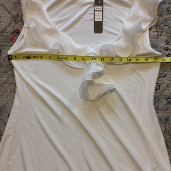 NWT Belldini Ruffle Neckline Off-white Sleeveless Tunic Top - Size Medium - Picture 6 of 10
